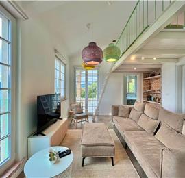 4 bedroom villa with pool and sea views, Kumbor, sleeps 8-10